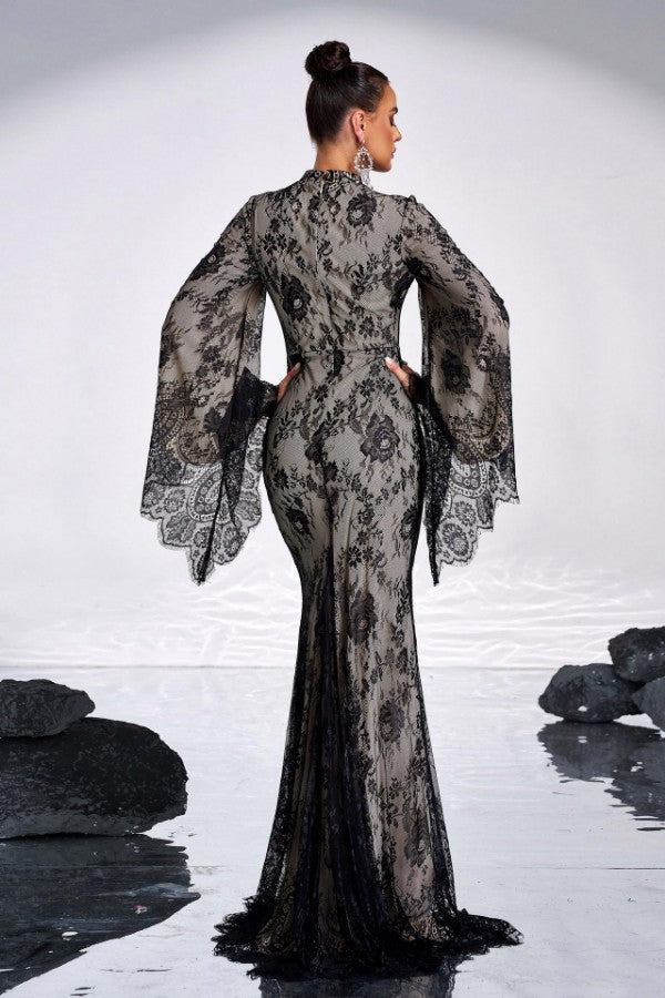 Long Sleeve Elegant Round Neck Lace Evening Dress